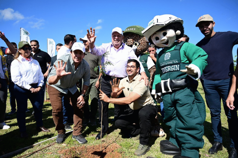 Yacyretá encabeza arborización en sector de la Costanera de Asunción