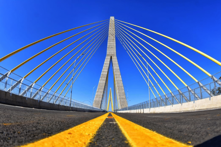 Paraguay y Brasil coordinan detalles de cara a la inauguración del puente de la Integración