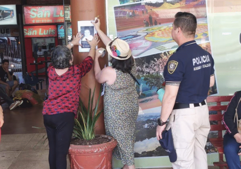 Confirman que adolescente inventó rapto para encuentro de novios de 15 años Confirman que adolescente inventó rapto para encuentro de novios de 15 años