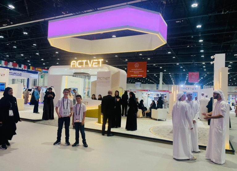 ESTUDIANTES DE ENCARNACIÓN BRILLAN EN LA EXPO-SCIENCES INTERNATIONAL ABU DABI 2025