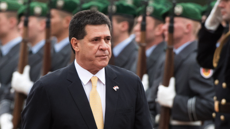 Desestiman denuncia contra el expresidente Horacio Cartes