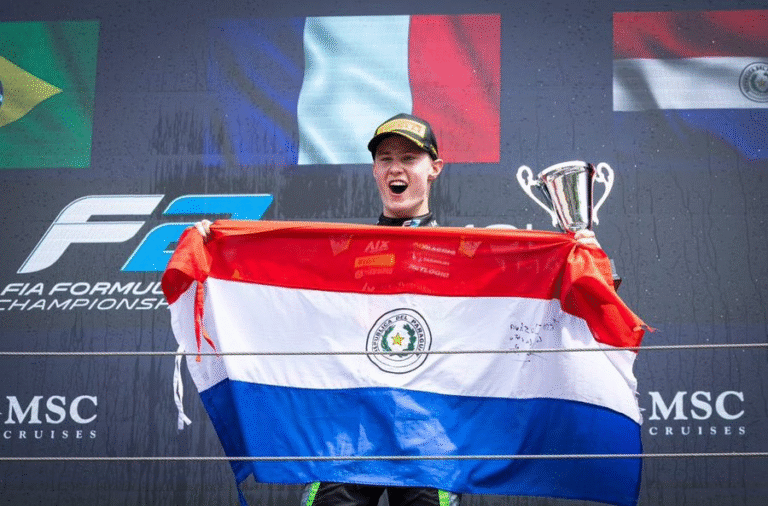 Joshua Duerksen será piloto de Invicta Racing, escudería líder de la F2, para el 2026