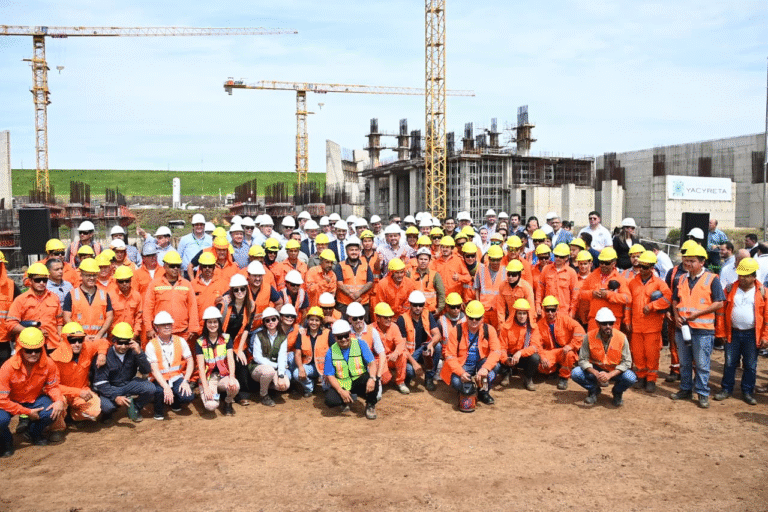 Reinician las obras de Aña Cuá, que generará más energía, más empleo y más crecimiento para Paraguay y Argentina Reinician las obras de Aña Cuá, que generará más energía, más empleo y más crecimiento para Paraguay y Argentina