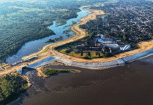 Gobierno firmó contratos para fase C de la Costanera de Pilar y la pavimentación de la ruta hasta Paso de Patria