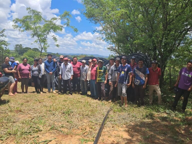 Alto Verá Itapúa: Comisión de Agua Potable de la Compañía Poncho recibe 6 000 metros de caños con accesorios
