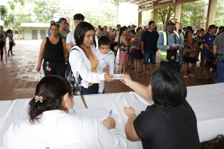 Bonos sociales: EBY inició entrega en Itapúa – Cronograma completo para retirar Bonos sociales: EBY inició entrega en Itapúa – Cronograma completo para retirar