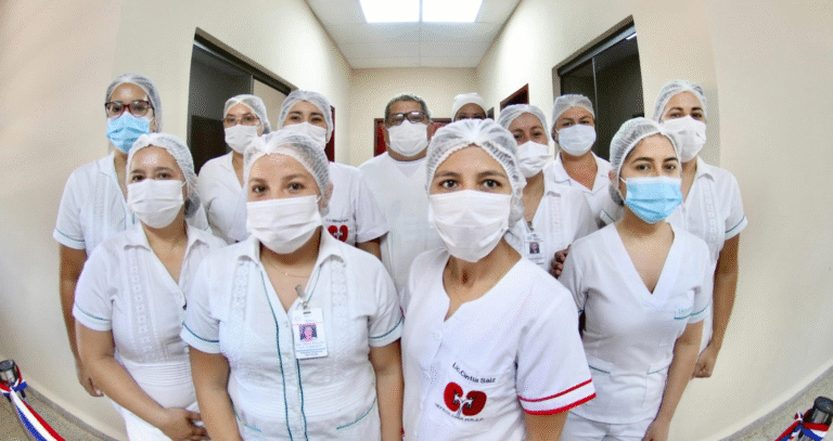 La Universidad Católica publica investigación sobre bacterias en profesionales de salud