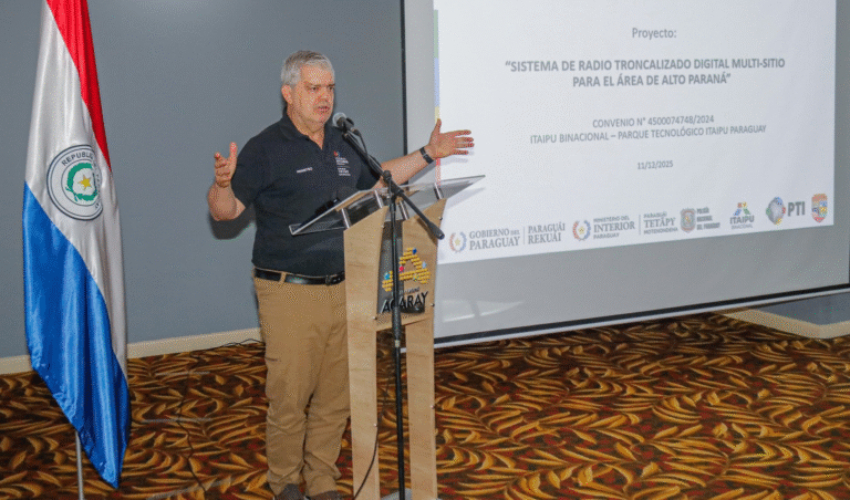 Presentan sistema inteligente de radiocomunicaciones de la Policía Nacional para área del Alto Paraná