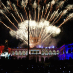 Encendido del árbol navideño reunió a más de 17 mil personas frente al Palacio