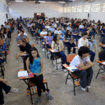 Esperanzados, más de 18.000 jóvenes rinden para acceder a becas del Gobierno