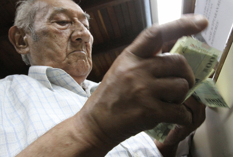 Pensión Universal de Adulto Mayor tendrá un aumento desde este mes