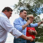 Senador David Rivas acompaña pedido de comunidades del nordeste de Itapúa para mejora vial.