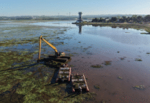 Yacyretá continúa con intenso trabajo de limpieza del arroyo Poti’y
