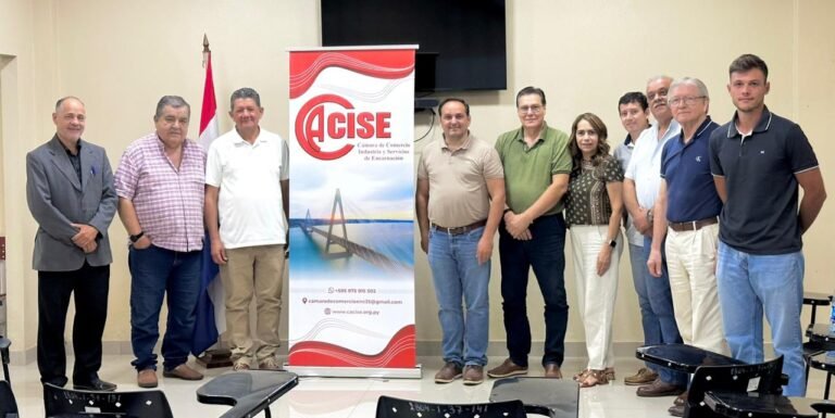 Cheba Remesowski se reunió con la Cámara de Comercio (CACISE) para reactivar la economía local y ordenar la ciudad
