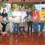 Yacyretá impulsa economía de pequeños productores piscícolas de Cambyretá con entrega de alevines