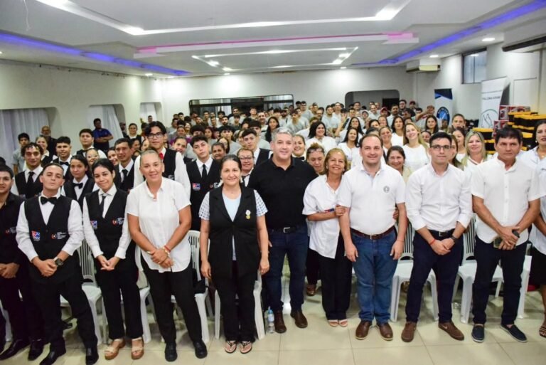 EGRESO EXITOSO DE MANDOS MEDIOS TRAS GESTIONES DEL DIPUTADO SEBASTIÁN REMESOWSKI