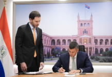 Santiago Peña promulgó la ley de reforma de la Caja Fiscal