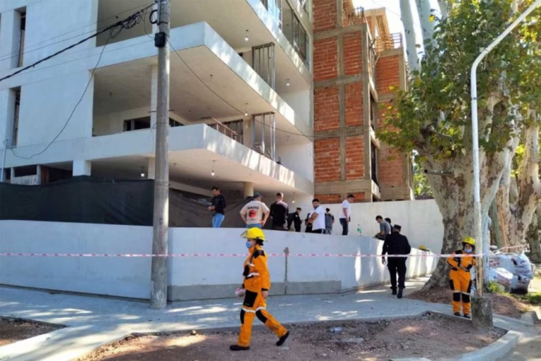 En Argentina, hallan cuerpo de albañil paraguayo oculto en una pared