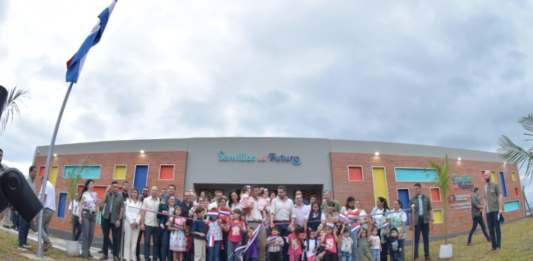 Inauguran moderno Centro de Apoyo a la Niñez en espacio cedido por Yacyretá en Encarnación