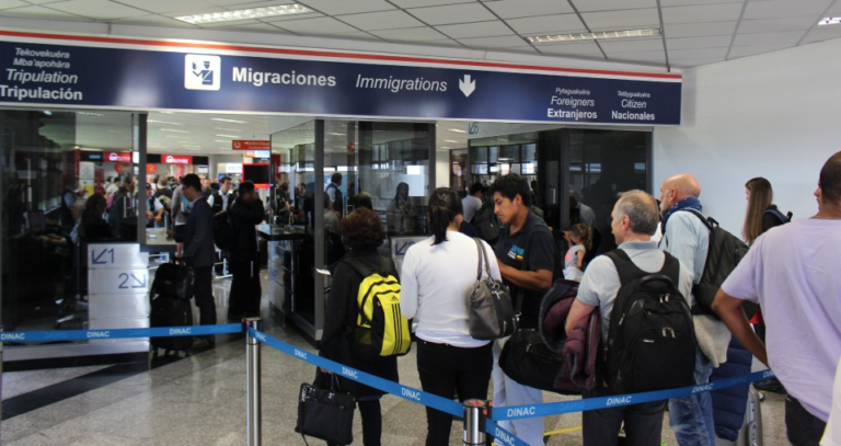 Migraciones reporta el ingreso de 16 personas provenientes de EE.UU. en condición de estadía transitoria