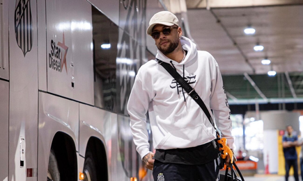 Locura total en Pedro Juan Caballero por la presencia de Neymar