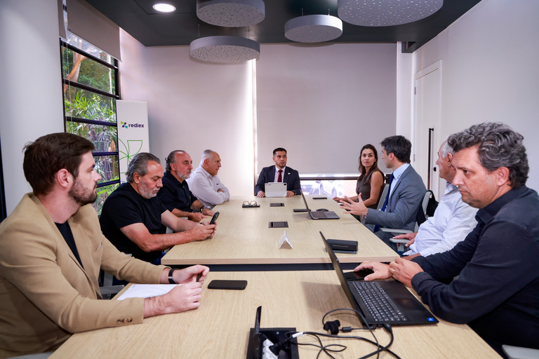 Cadena productiva avícola se fortalece con inversión de USD 50 millones y 200 empleos directos