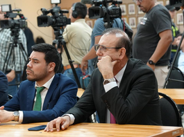 Erico Galeano presentó su renuncia al Senado