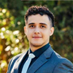 Doctorando paraguayo en Reino Unido es reconocido por investigación sobre inclusión digital educativa
