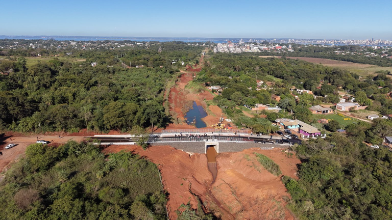 EBY habilita viaducto que une tres barrios de Cambyretá, parte del plan de reposición del ferrocarril
