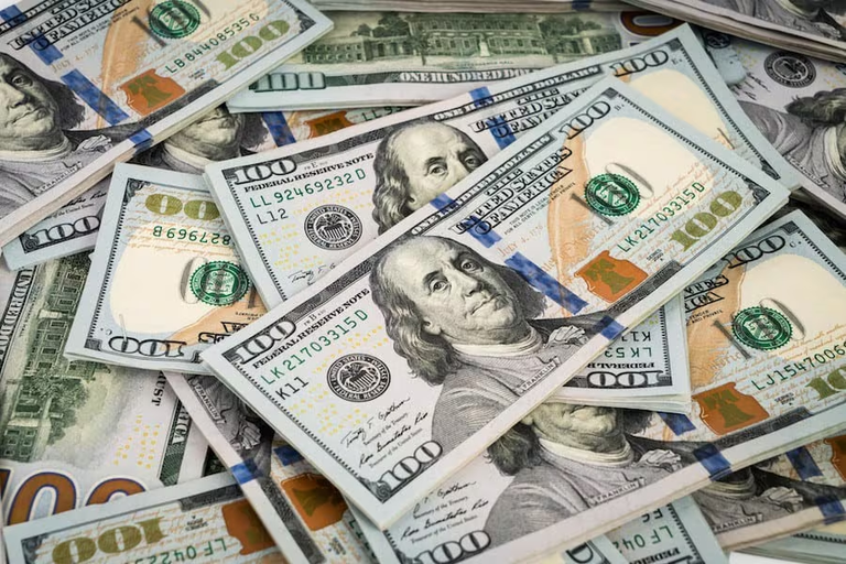 Dólar se derrumba a nivel global: tipo de cambio local bajo presión retrocede a G. 6.150