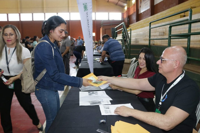 Becarios de Itapúa recibirán primer desembolso