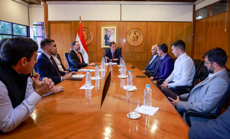 Empresarios argentinos exploran a Paraguay como destino estratégico para inversiones industriales