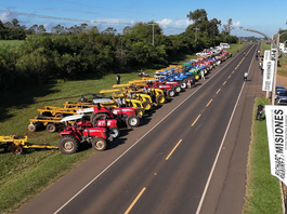 EBY entrega millonario aporte para fortalecer la agricultura familiar en Misiones y jóvenes acceden a pago de becas