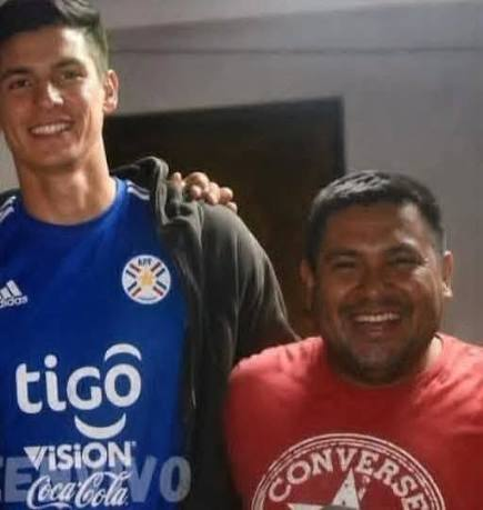 ¡Apareció la camiseta de la Sub 17 que Orlando Gill vendió en pandemia!