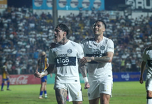 Olimpia sobrevive al susto, supera a Cristóbal Colón y sigue en carrera en la Copa Paraguay