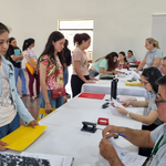 EBY recibe documentos para segundo desembolso por becas