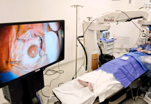 Más de 2.000 cirugías en centro de referencia a nivel país permiten que pacientes recuperen la visión